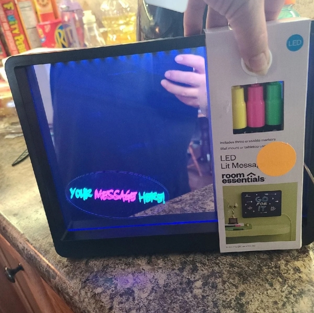 Led lit message board